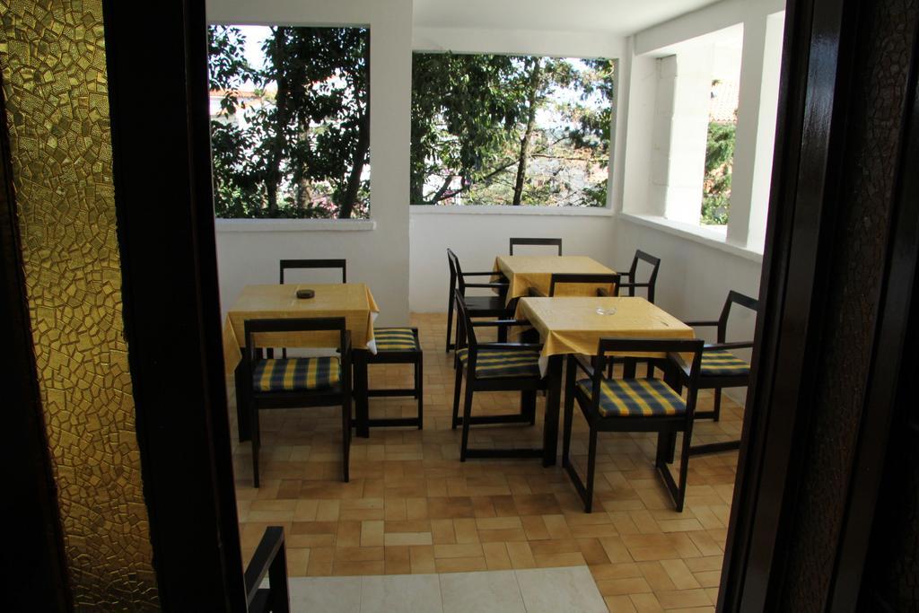 Novalja Guesthouse Economy Rooms Exterior photo